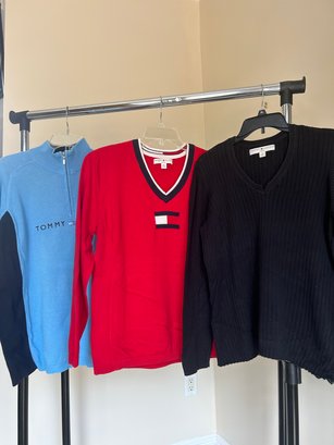 TOMMY HILFIGER PULLOVERS- BLUE, RED AND BLACK