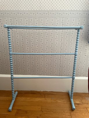 Painted Spindle Clothes/towel Rack