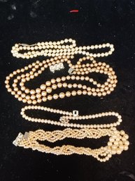 Lot Of 4 Faux Pearls Necklaces