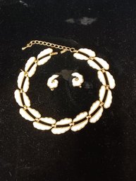 Vintage Monet Clip-ons And Necklace