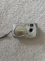 Olympus Camedia D-395 Camera