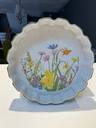 Day Lily Pie Dish - Seymour Manning