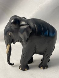 Carved Ebony Wood Elephant      (Ld)