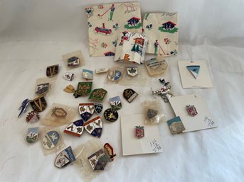 Ski Pins Vintage     (K)