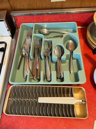 Utensils & Ice Tray-  ( Floor-3)