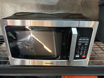 Toshiba Microwave (B)