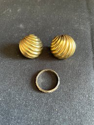 14K Gold Earrings & Gold Filled Ring  (dr)