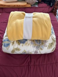 2 Queen Size Blankets
