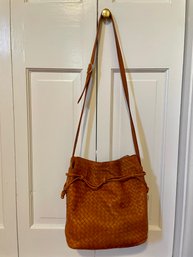 Florenza Woven Leather Shoulder Bag   (B)