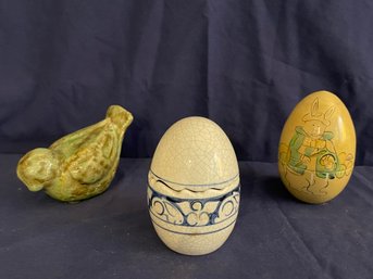 Dedham Pottery Egg, Wooden Nesting Egg, Ceramic Bird   (K)