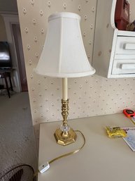 Solid Brass Lamp With Glass Accent (sr)