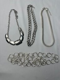 Silver Tone Jewelry Lot (4)