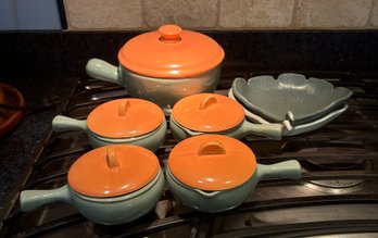 Teal Large Soup Crock With 4 Mayching Smaller Crocks, 2 Leaf Dishes