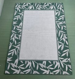 Studio By Brown Jordan Outdoor Rug, Green And White (P)