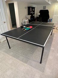 Ping Pong Table With Paddles Abd Balls