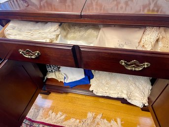 2 Drawers Of Linens