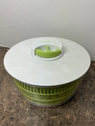 Progressive Pull String Salad Spinner