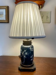 Asian Ceramic Table Lamp