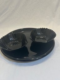 Black Plate With Shell Dishes