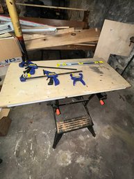 B & D Workmate Bench, Quick Grips & Level    (B)