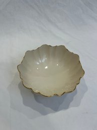 Scalloped Edged Serving Bowl