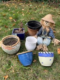 5 Small Plant Pots & Scarecrow W/ Plant Pot