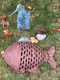 2 Metal Birds & Rusty Fish Lawn Decor