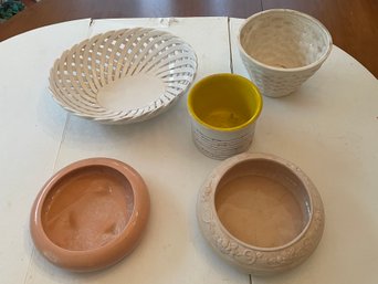 5 Ceramic Planters   (LV)