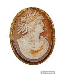 Antique Shell Cameo In 10k Yellow Gold Frame