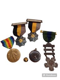 Lot Of 6 Militaria Medallions