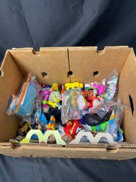 Box Of Happy Meal Toys Gorilla    (DR)
