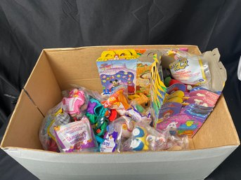 Box Of Happy Meal Toys  Lion King     (dR)