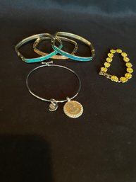 Frango Florence Bracelets, Dune Bracelet     (M)