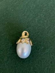 18k And Pearl Pendant