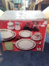 Fairfield 37 Piece China Set