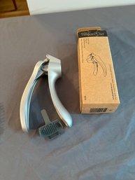 Pampered Chef Garlic Press