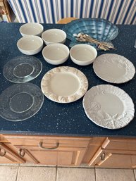 Plates, Bowls, Placemats And Picks