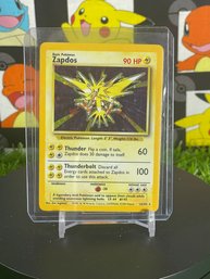 Pokemon Vintage 1999 Base Set Zapdos Holo