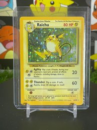 Pokemon Vintage 1999 Base Set Raichu Holo