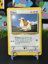 Pokemon Vintage 1999 Base Set Pidgey