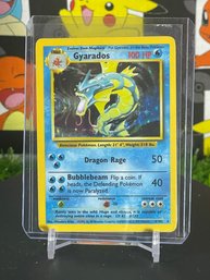 Pokemon Vintage 1999 Base Set Gyarados