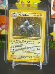 Pokemon Vintage 1999 Base Set Magneton Holo