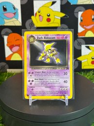 Vintage Pokemon 2000 Team Rocket Dark Alakazam