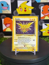 Vintage Pokemon 1999 FOSSIL ZAPDOS HOLO