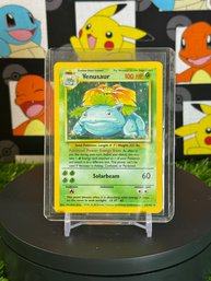 Vintage Pokemon 1999 BASE SET VENUSAUR HOLO