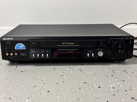 Sony Hi-fi Stereo Model SLV-799HF