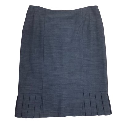 AKRIS Skirt With Ruffle Hem Size 6