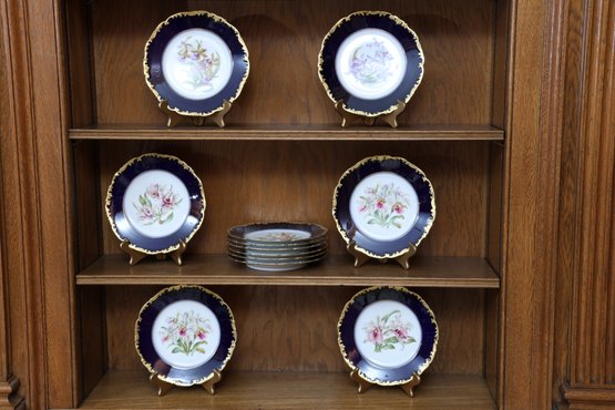 Set Of Twelve Porcelain Plates By The Ovington Brothers In France