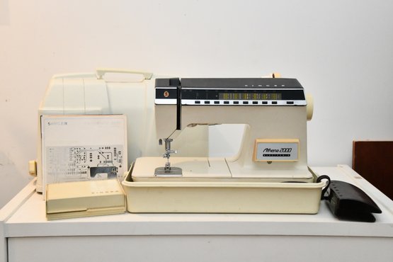 Singer Touch Tronic 2000 Sewing Machine