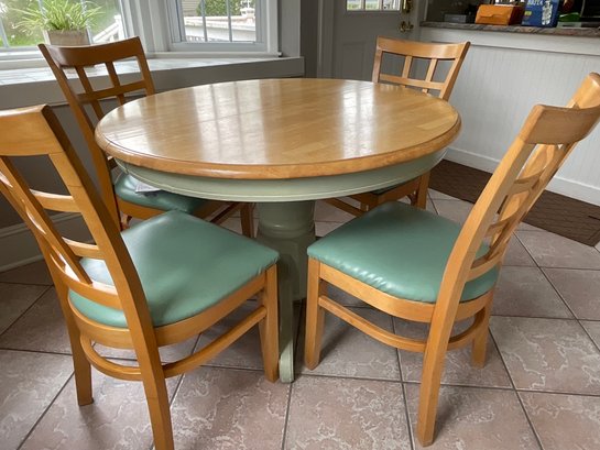 Sage Kitchen Table With Four Chairs And Leaf